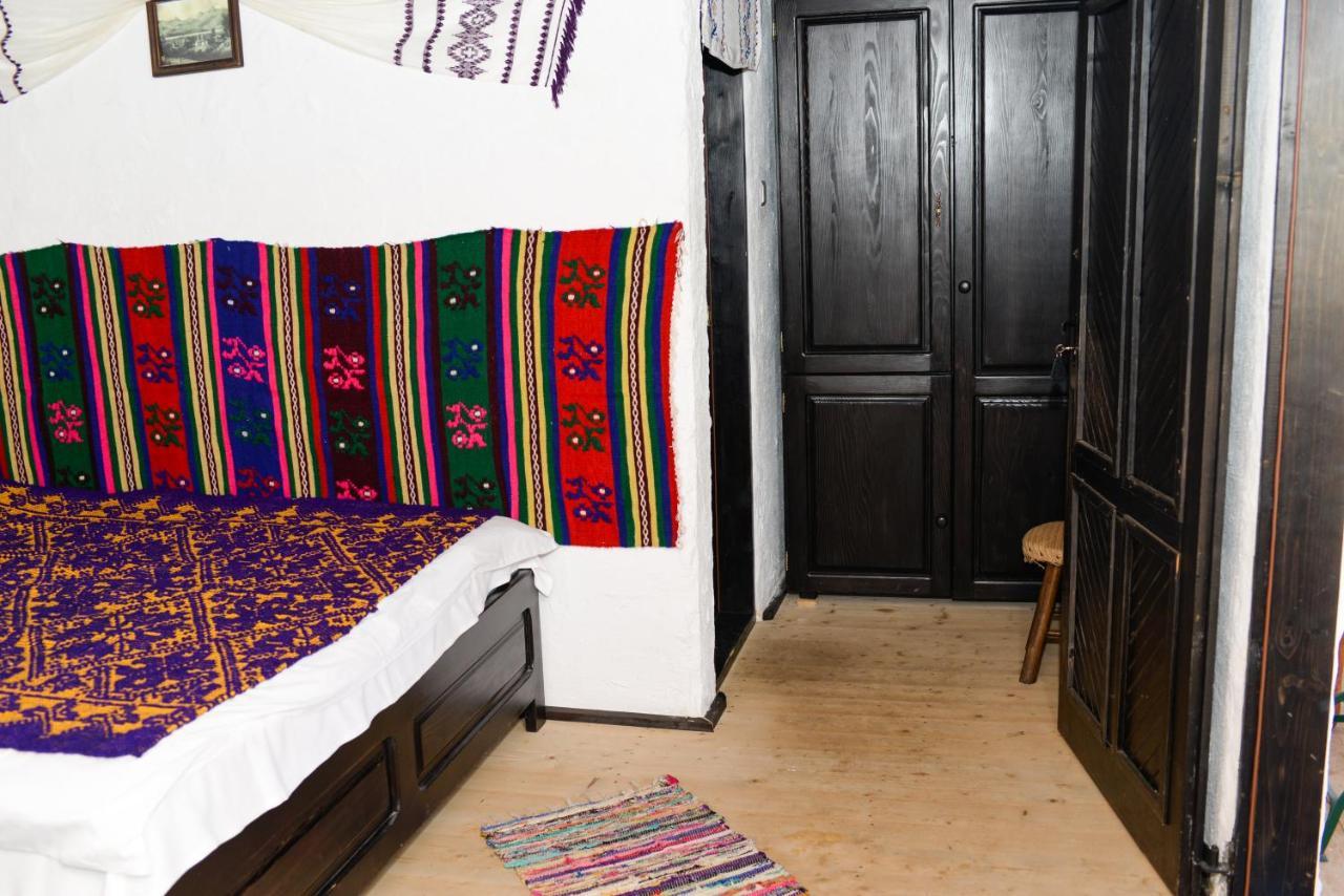 Satu Muscelean Hotell Albestii de Muscel Exteriör bild